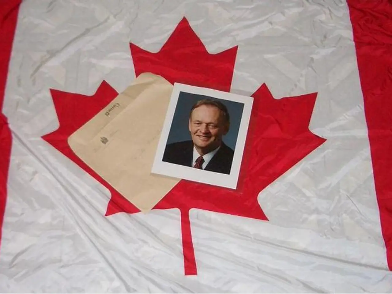 Guide on Precisely Tracking USPS Packages: Unveiling Location Details