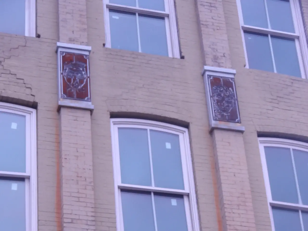 Exploring the Ordinary Marvels of Glass: Its Impact on Our Surroundings