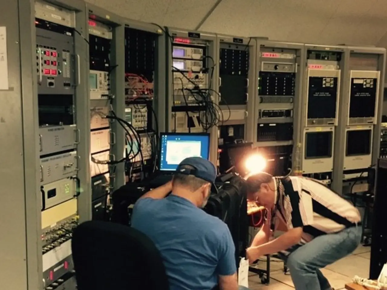 Saving expenses through remote technical assistance