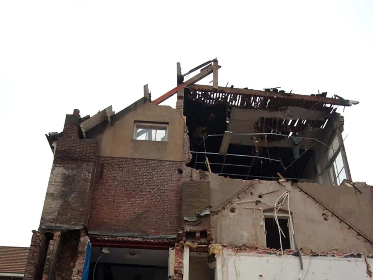 Forecasted Decline in Bitcoin and Ethereum Prices Following FOMC, According to Leading Analyst's...