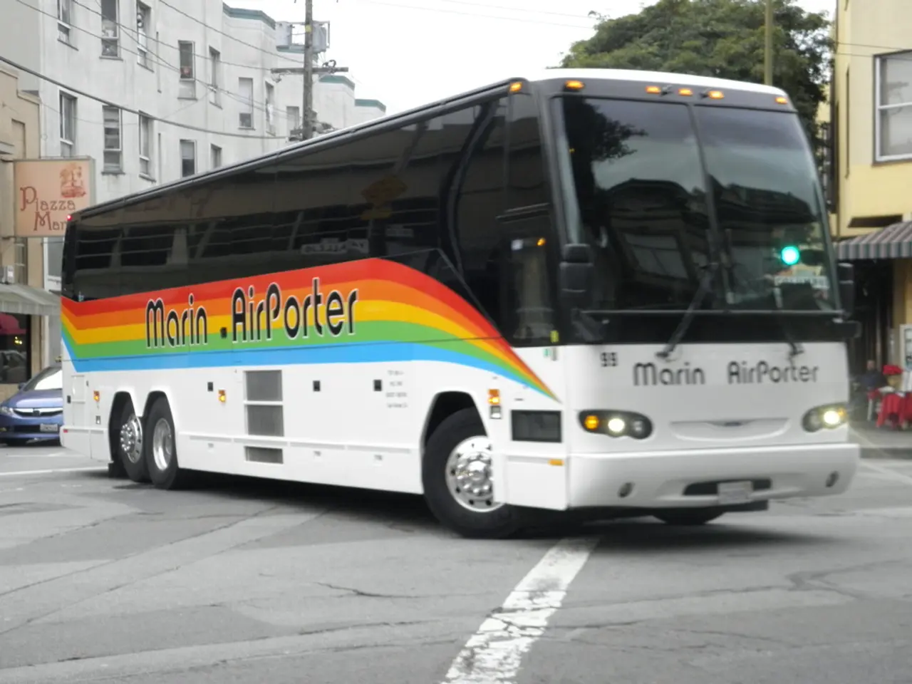 Mr. Jacobs serves as a Senior Business Consultant in the field of Digital Policy at msg.