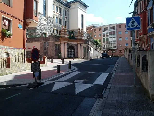 Government reaches agreement to expedite integration of advanced technology in city planning...