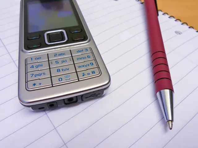 Possible Reduction: Samsung Contemplates Continuing S Pen Compatibility for Future Foldable...