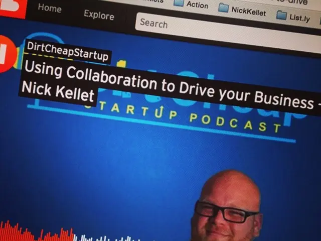 Browser intrusion: Understanding why Microsoft Edge interjects its own user interface on websites.