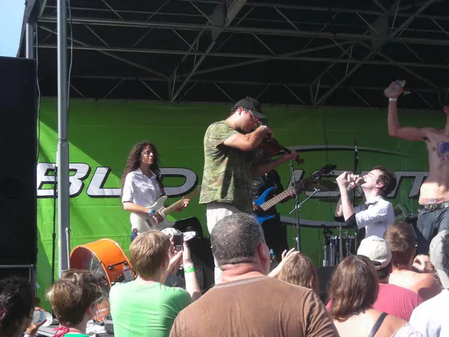 Music Rights and Data Administration in Music Dissemination