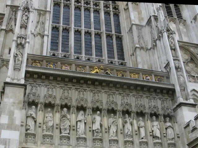 3D Printed Durable Glass Blocks Crafted for Construction by Engineers