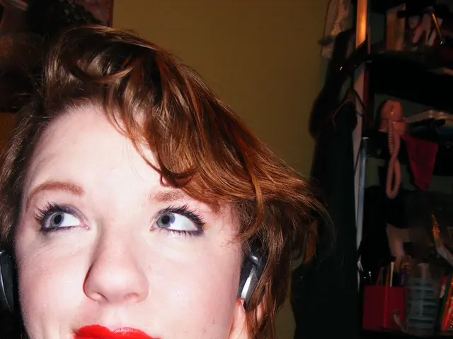 Kamala Harris's apprehension toward wireless earphones: Uncovering the underlying concerns