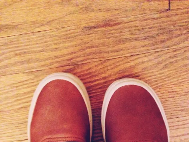 Waterproof and resilient Strauss safety footwear for the rainy and chilly season ahead