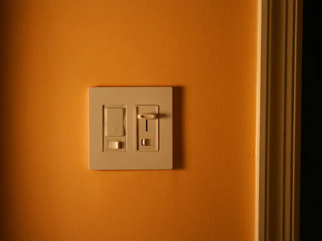 Altered Gameplay in Portal: Distorted wall textures make it impossible to discern original...