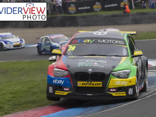 World's First Non-Stop Driving Test With Toyota Corolla Fueled by Liquid Hydrogen Lasting 24 Hours