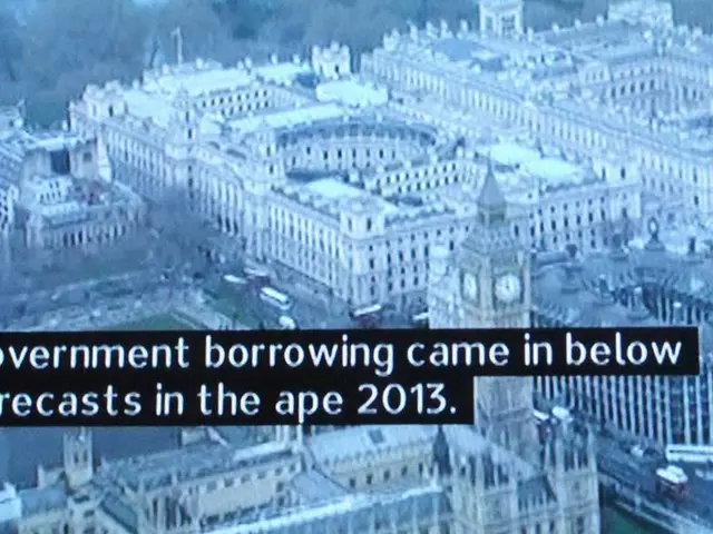 Pharaonic workshops utilize Jedda's tower, standing a distance of one kilometer away.