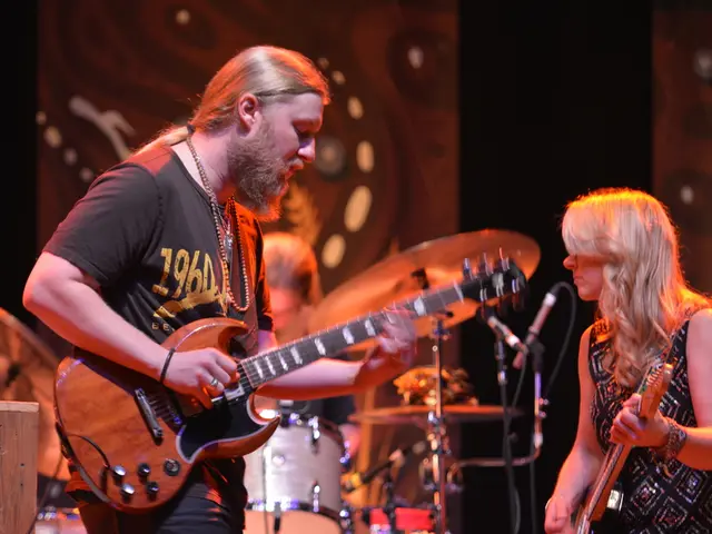 Exploring the Tie Between Artists and Technology | Pioneering Music Discourse Through Podcasts