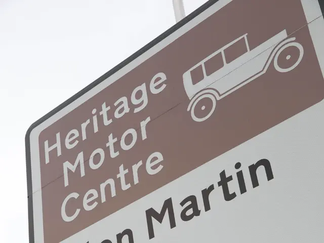 Should Users Invest in Lucid Group Stock Currently?