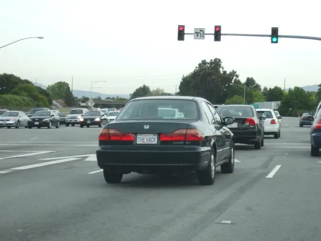 Minister confronted with queries concerning excessive Yandex.Taxi fares